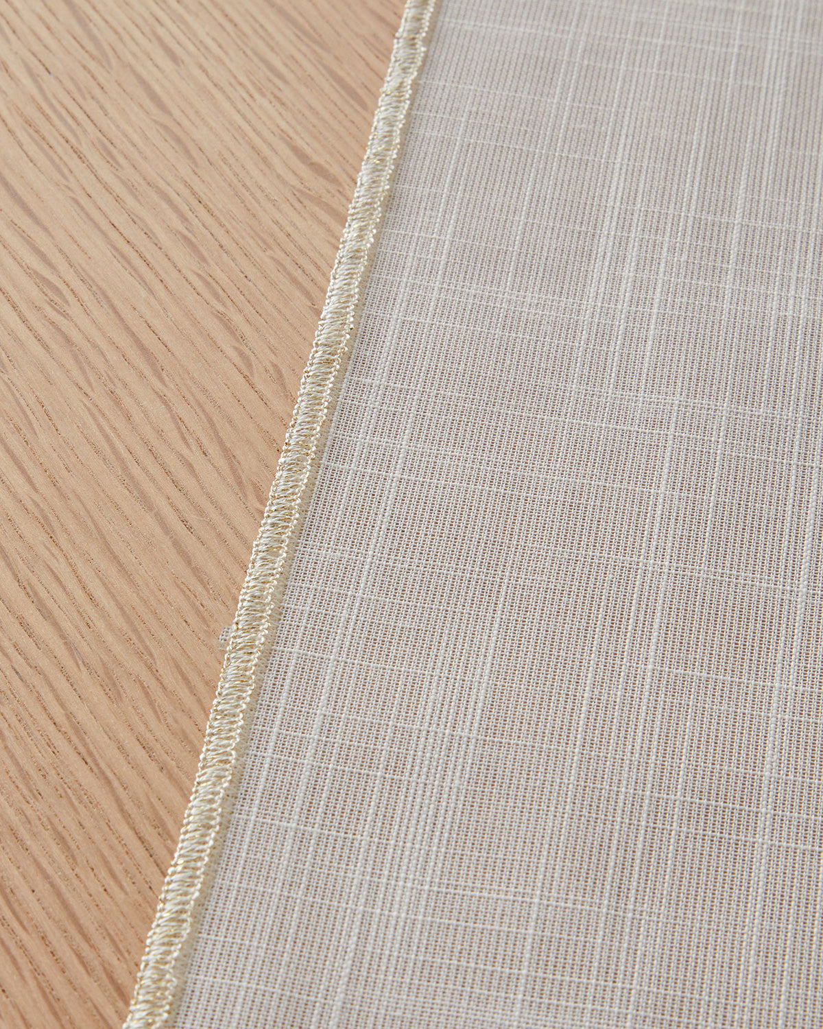 Lenore Polyester Runner 40x140 cm - Silver (view 2)