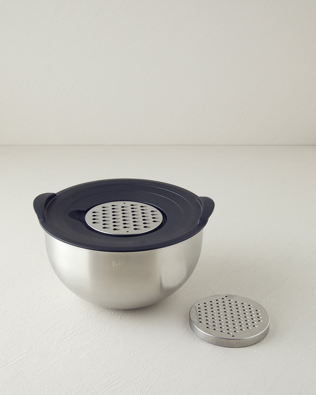 Inox Stainless Steel with 9-Piece Grater Mixing Bowl 16-20-24 cm Silver (view 5)