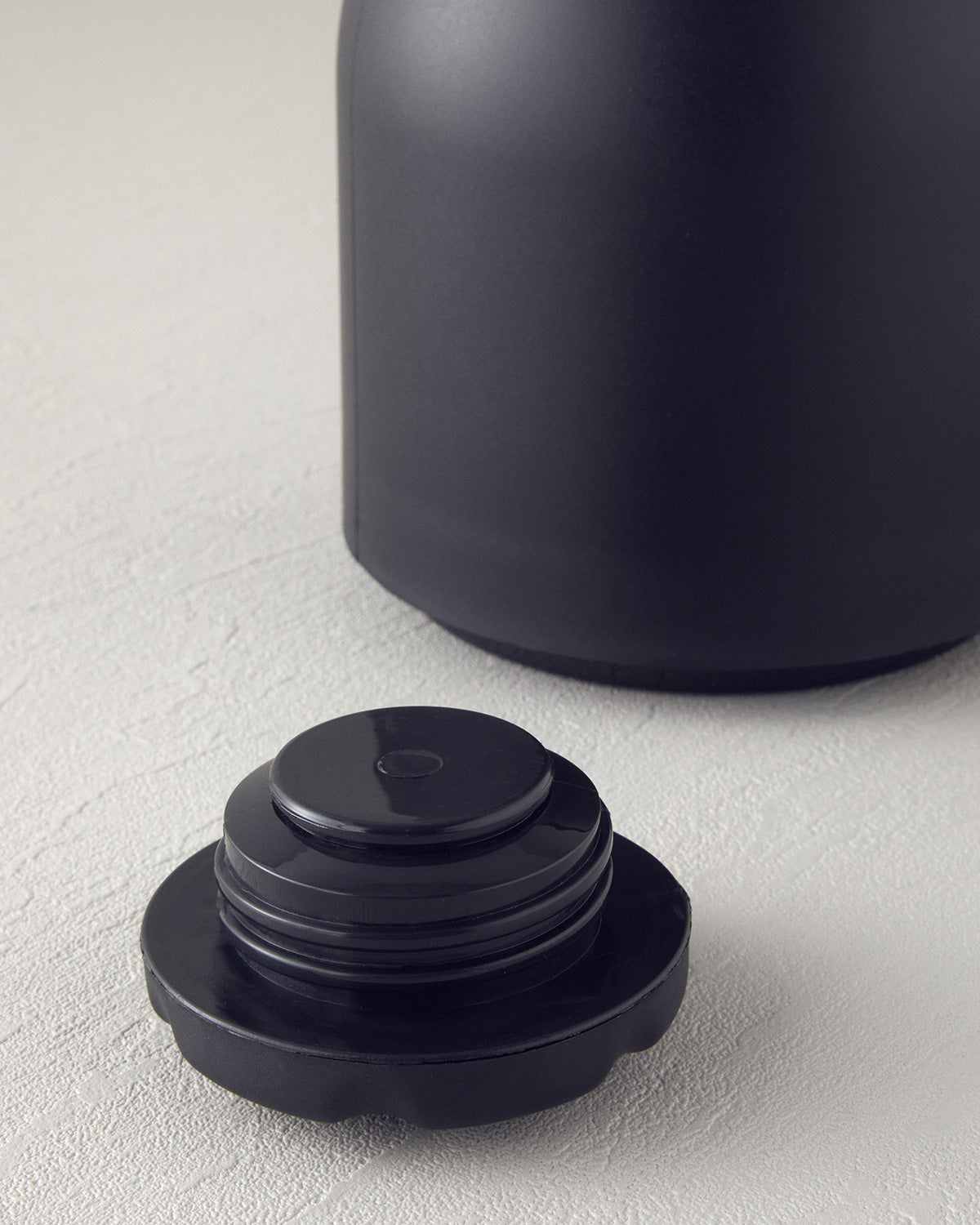 Tiya Polypropylene Glass Interior Flask 1000 ml Black (view 3)