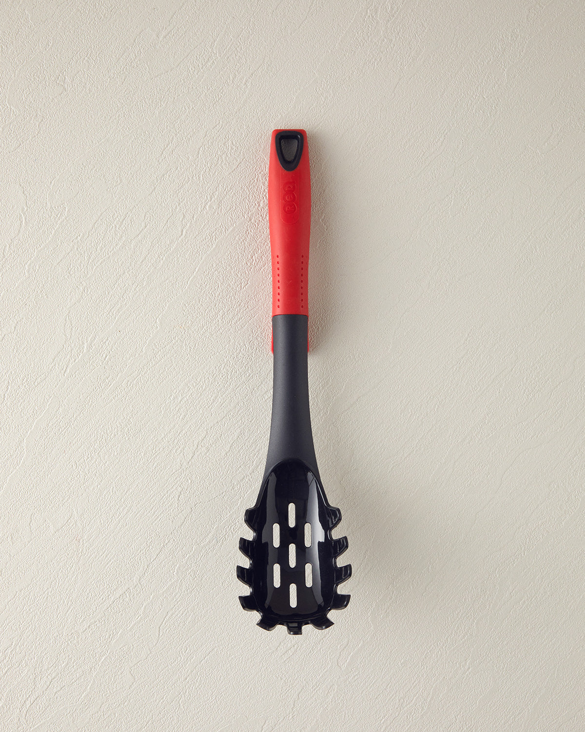 Amara Plastic Spaghetti Ladle 32 cm Red