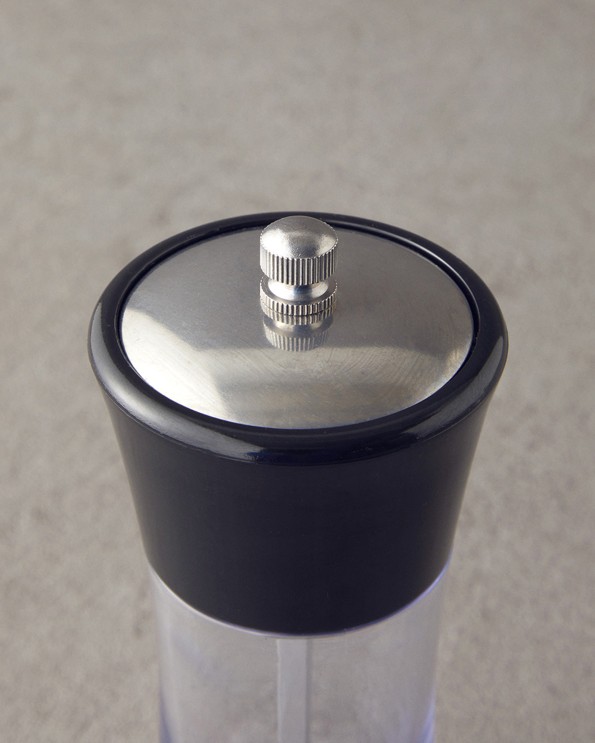 Tiya Ceramic Grinder 15 cm Black (view 2)