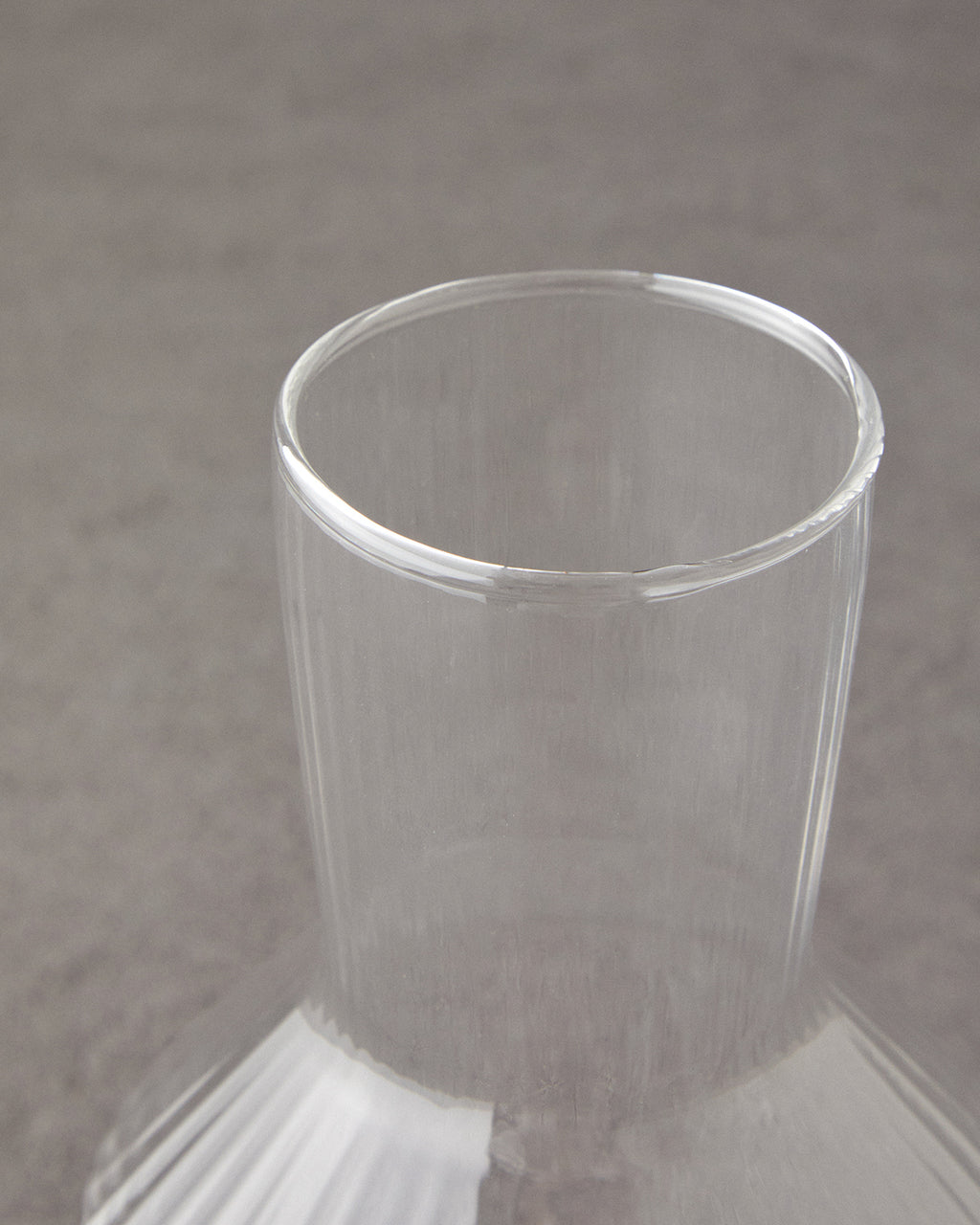 Aura Glass Bedside Jug 1000 ml Transparent (view 3)