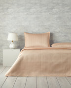 Sisilla Satin Bed Spread Set (view 5)