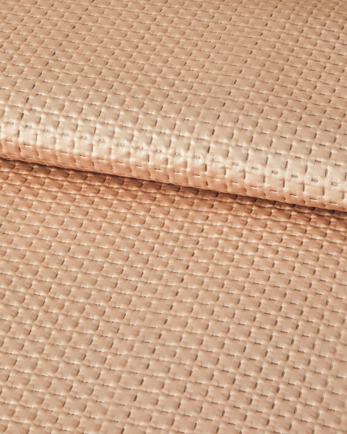 Sisilla Satin Bed Spread Set (view 7)