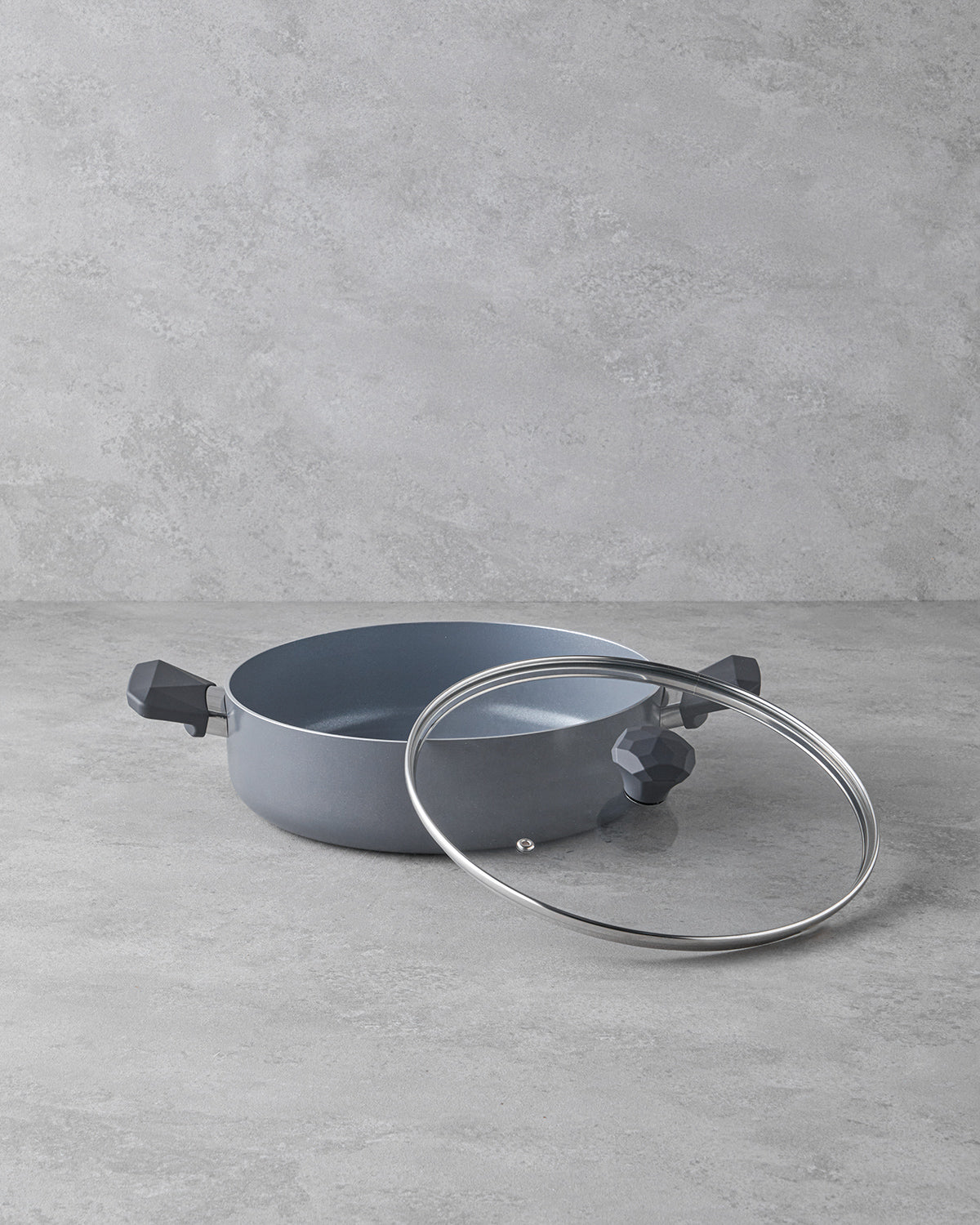 Pot (view 9)