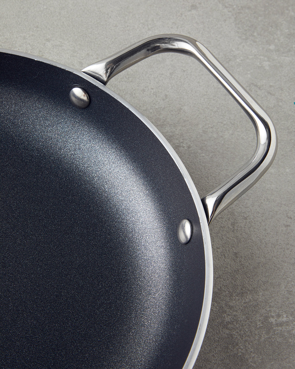 Horeca Aluminum Omelet Pan Black (view 3)