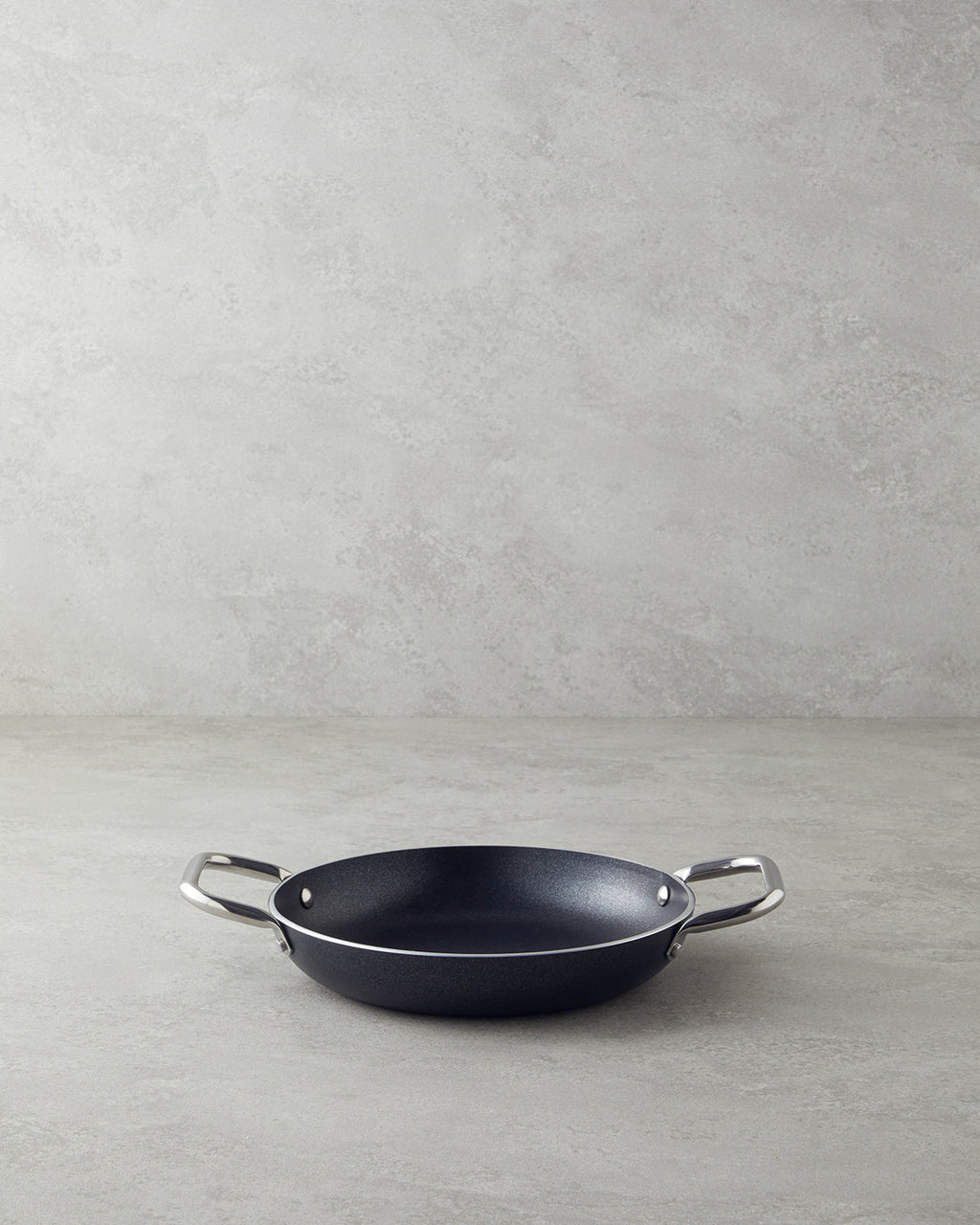 Horeca Aluminum Omelet Pan Black (view 5)