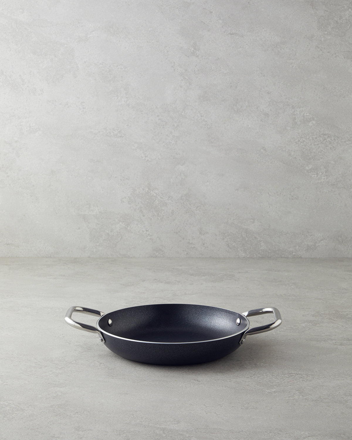 Horeca Aluminum Omelet Pan Black (view 5)