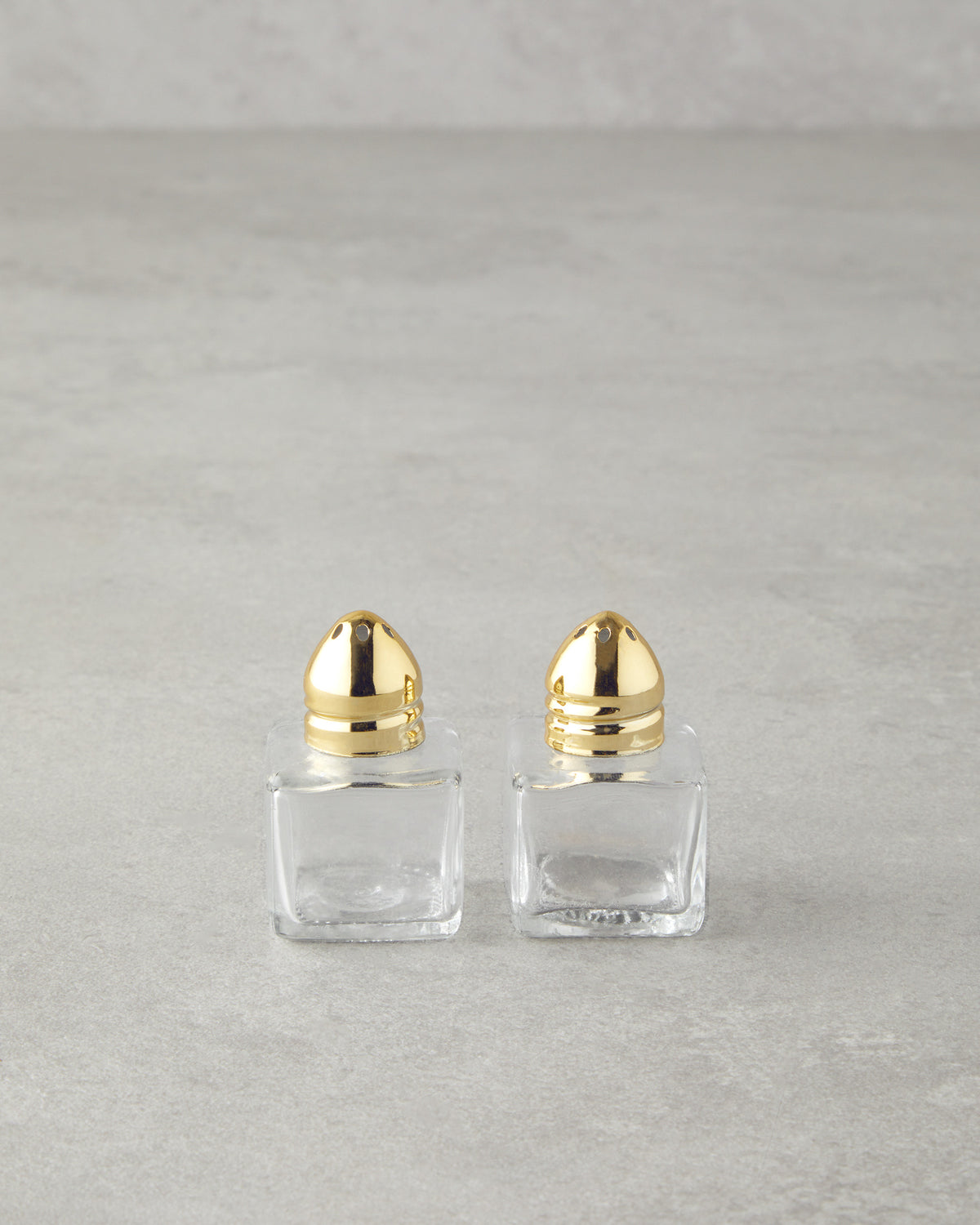 Glass 2 pcs Salt and Pepper Shaker 4x5 cm Gold