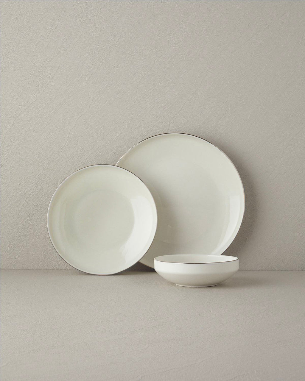 Torino Porcelain with Deep Plate Table Set 18 Pieces, 6 Servings Silver