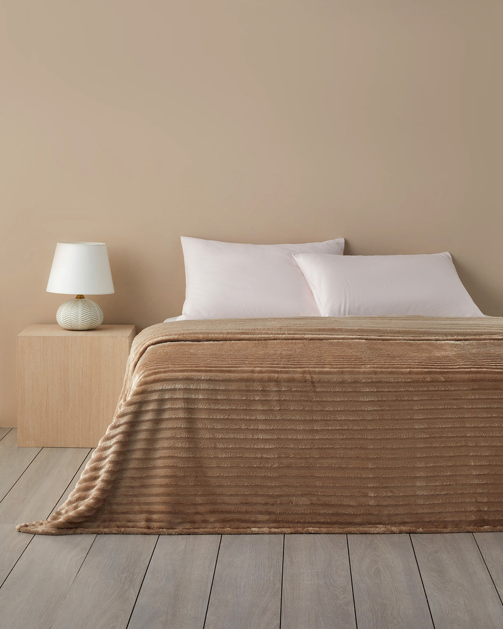 Modern Line Striped Super Soft Blanket - Dark Gray - Single 150x200 cm (view 2)