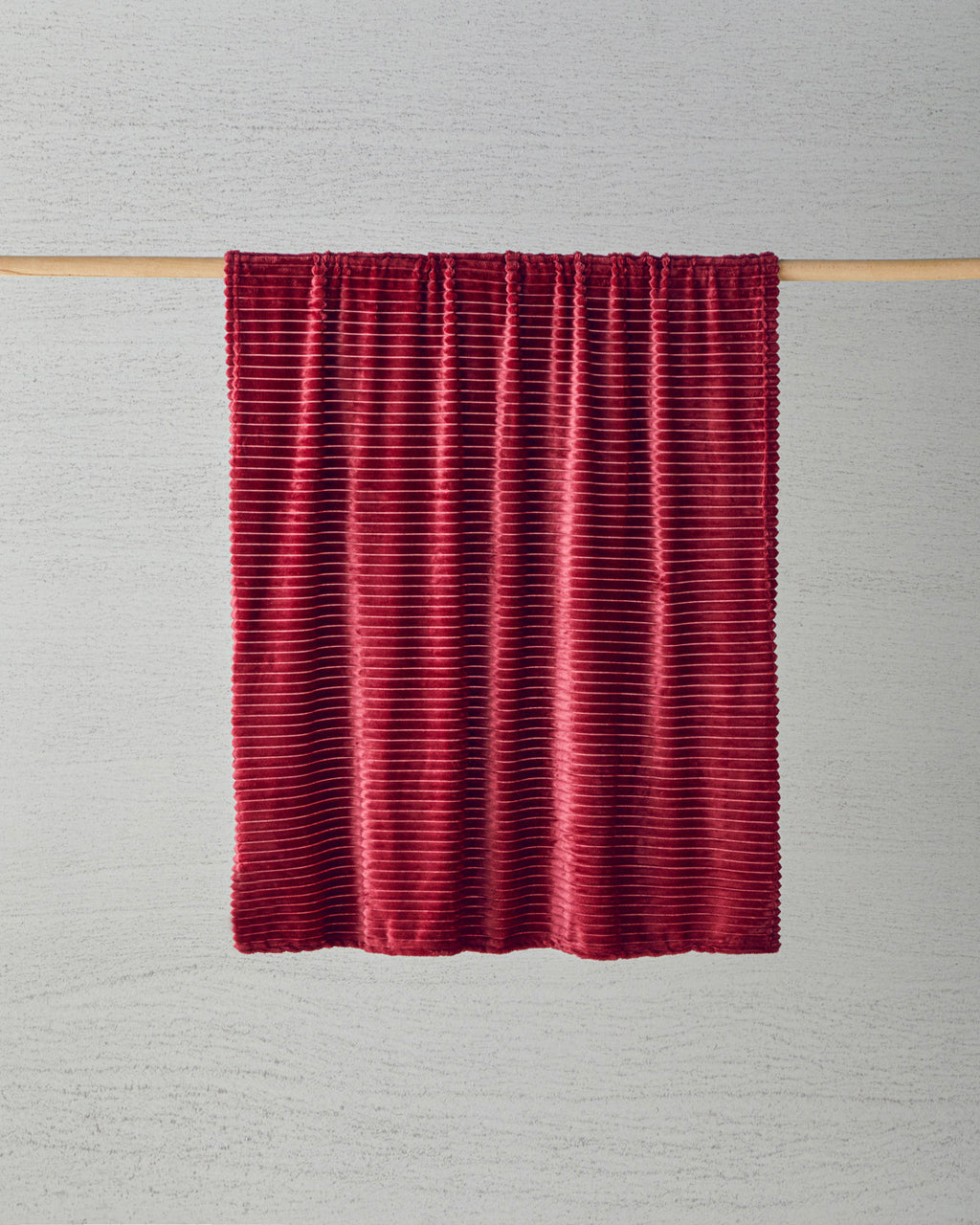 Cozy Oasis Super Soft TV Blanket 120x160 cm - Maroon