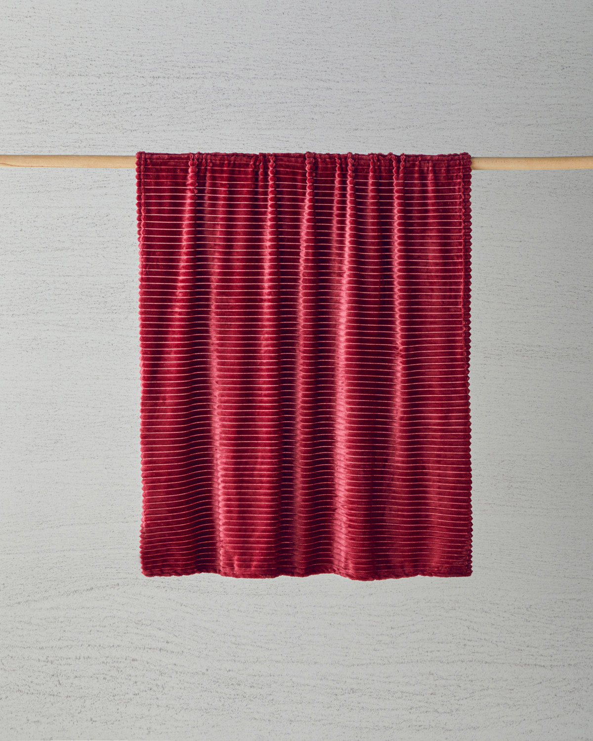 Cozy Oasis Super Soft TV Blanket 120x160 cm - Maroon
