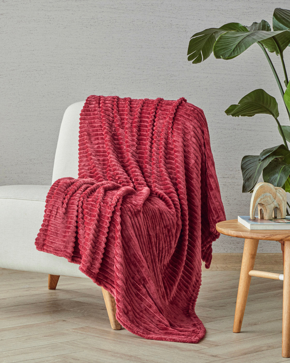 Cozy Oasis Super Soft TV Blanket 120x160 cm - Green (view 2)