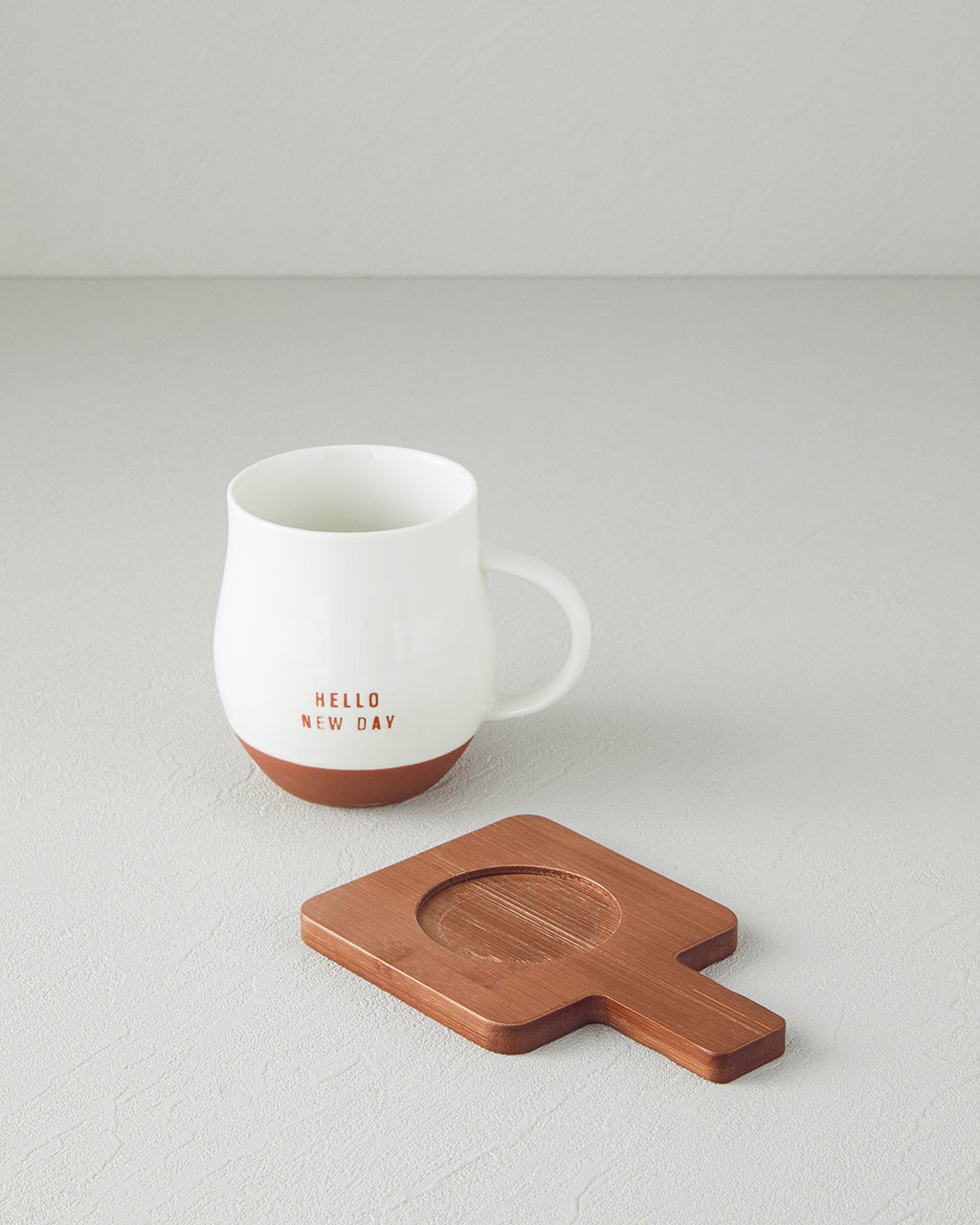 New Bone China with Coaster Mug 450 ml White (view 2)