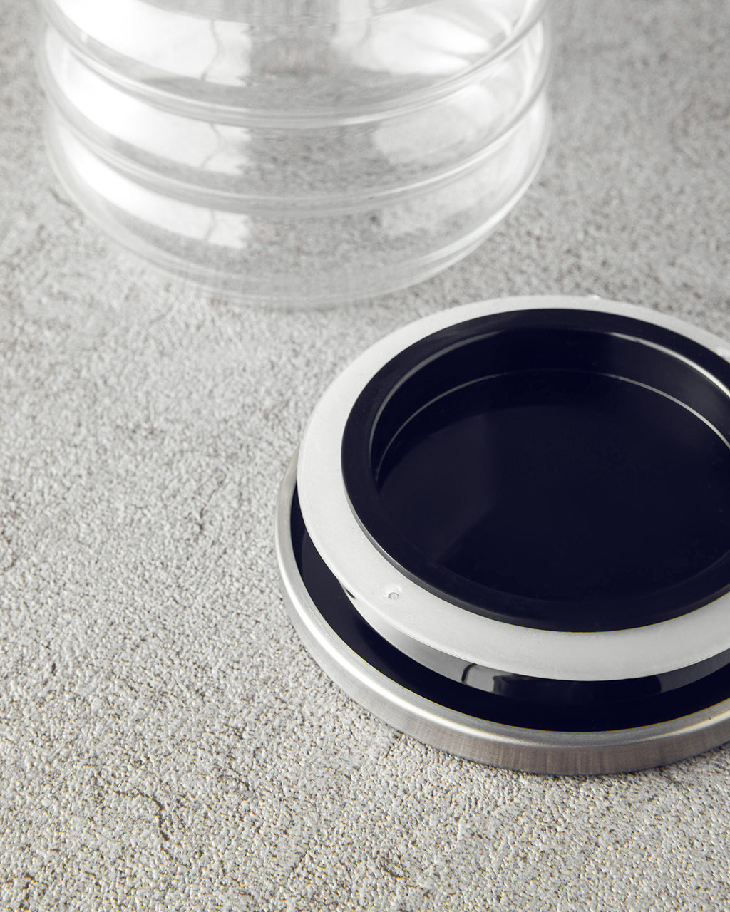 Rivoli Borosilicate Jar Transparent - 900 ml (view 3)