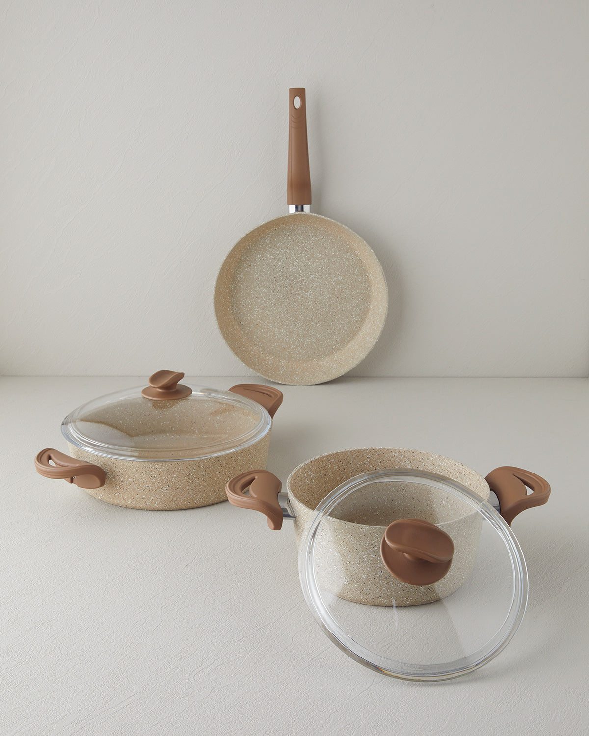 Mocha Aluminum 5 Pieces Pot Set 20-26-26 cm Brown