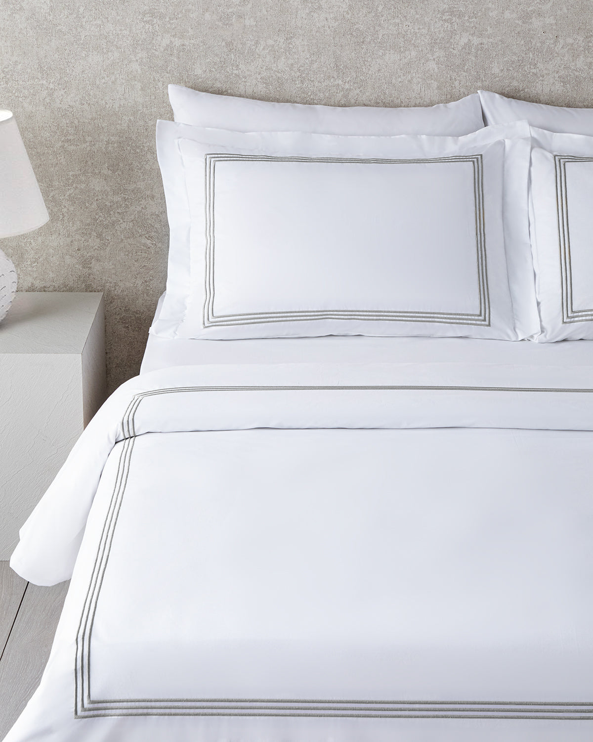 Modern Frame Embroidery Percale Super King Duvet Cover Set (view 3)
