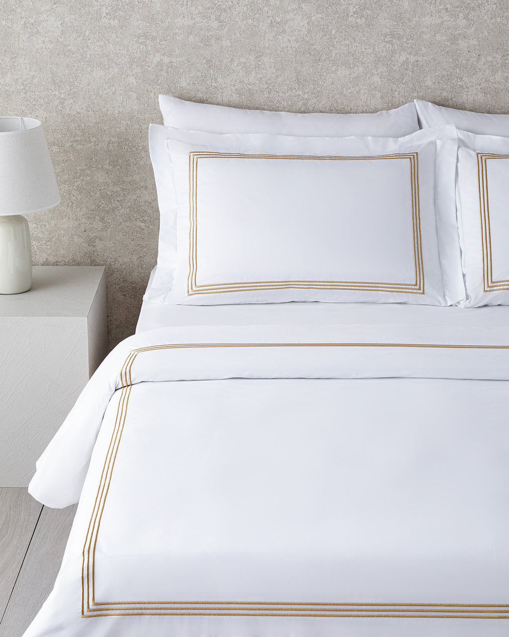 Modern Frame Embroidery Percale Super King Duvet Cover Set (view 9)