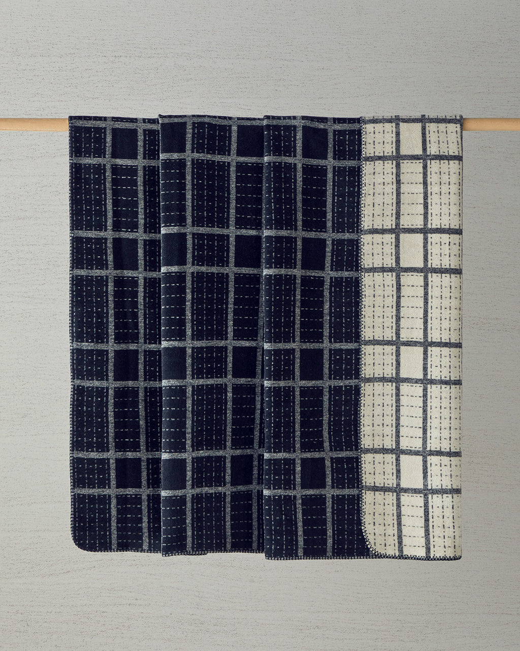 Intense Stripe Cotton Double Size Blanket 200x220 cm Black