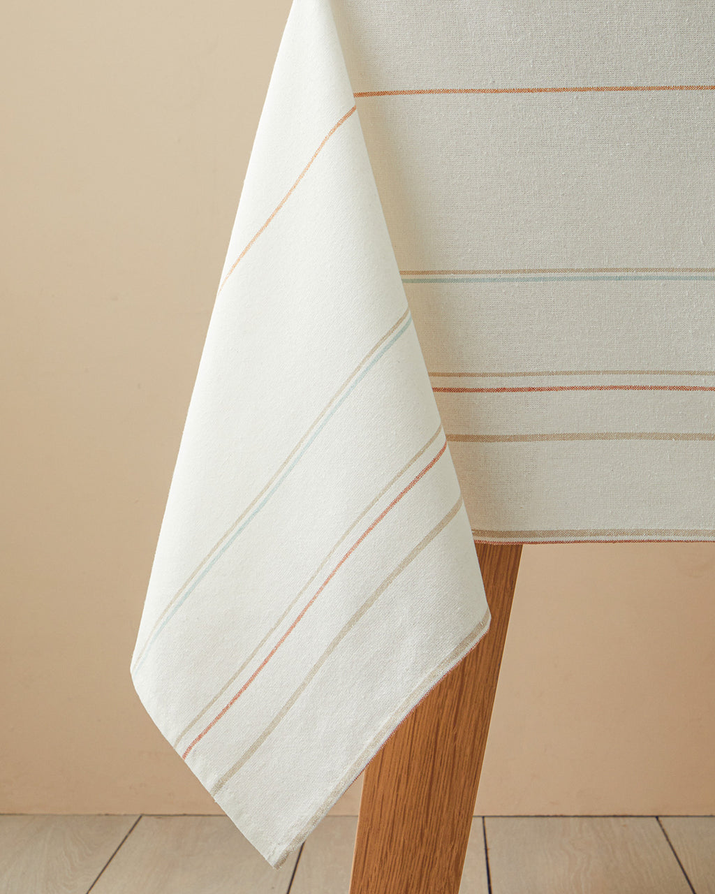 Tender Cotton Polyester Table Cloth 150x200 cm Cream - Blue (view 2)
