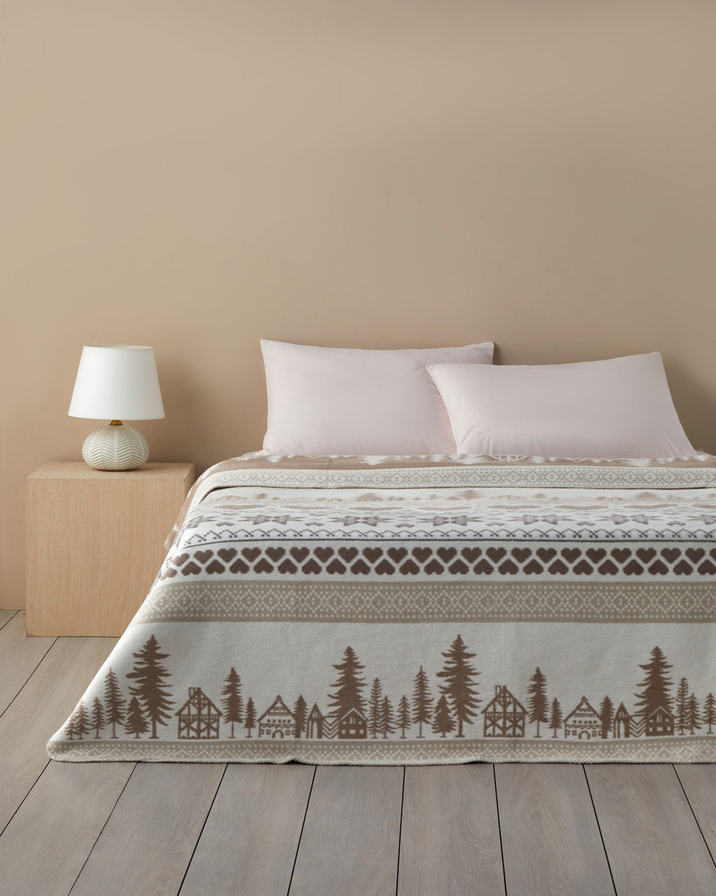 Winterfell Cotton Blanket Beige (view 5)