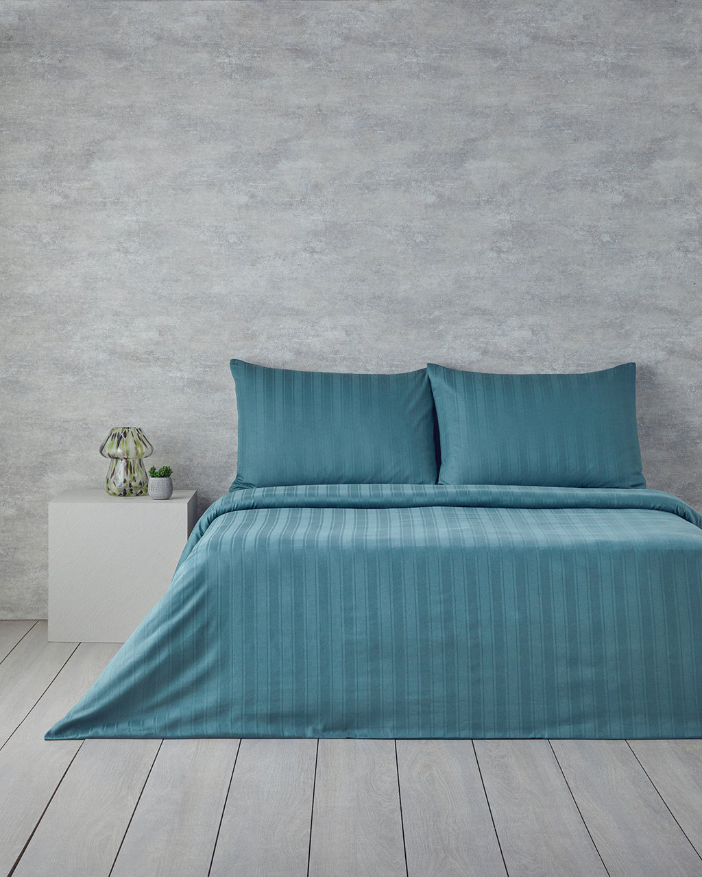 Lior Striped Cotton Satin Duvet Cover Set - Gold, Dark Damson & Green (view 25)