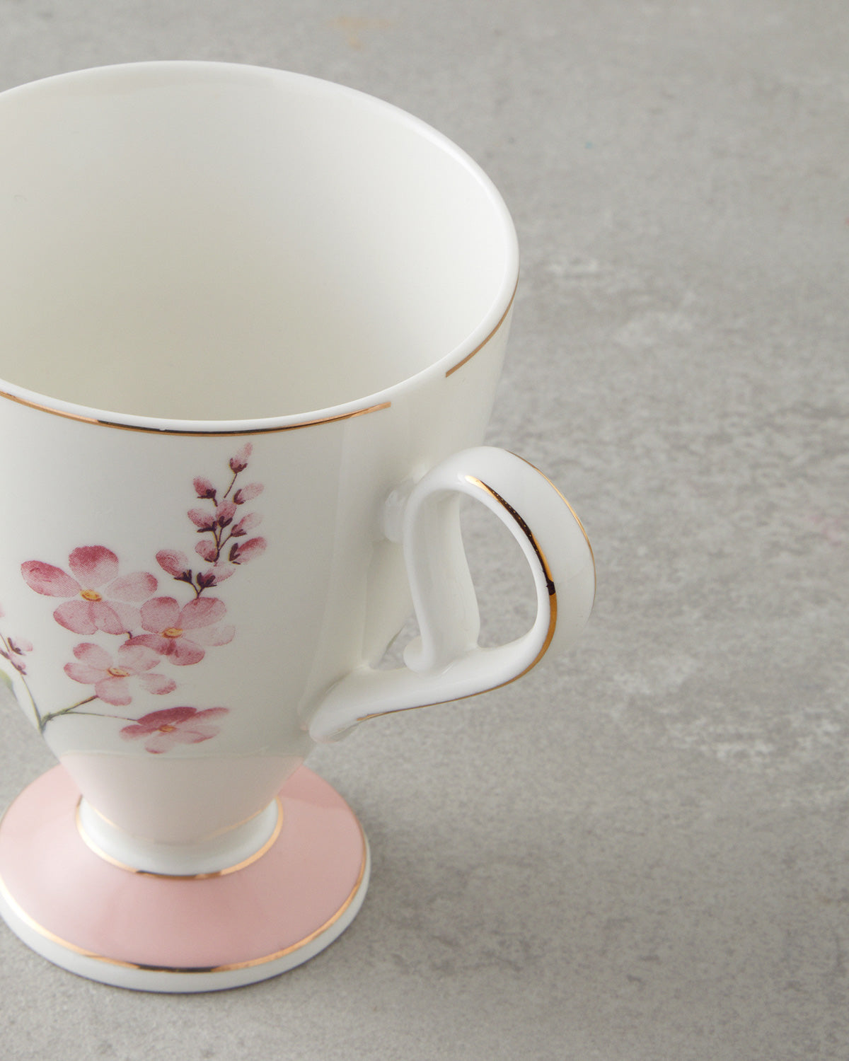 Valentina New Bone China Mug 300 ml (view 3)