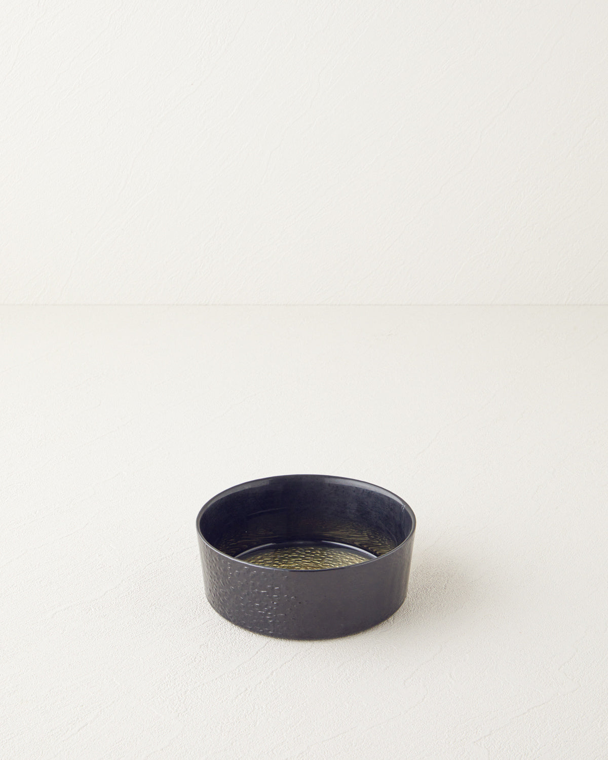 Nova Glass Snack Bowl 14 cm Black - Gold