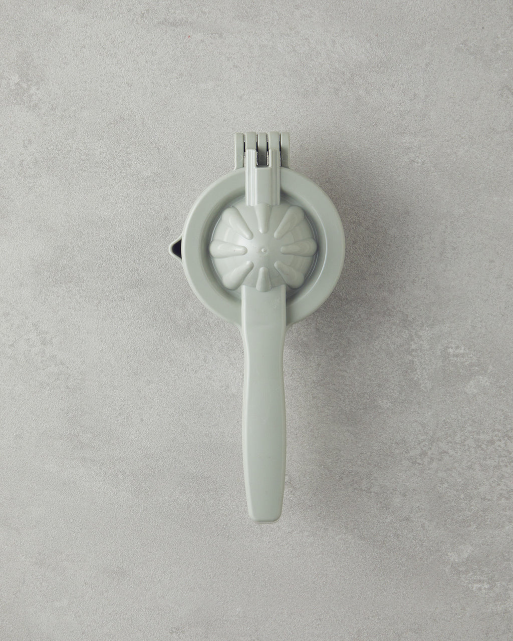 Colessa Plastic Lemon Squeezer 21 cm (view 4)
