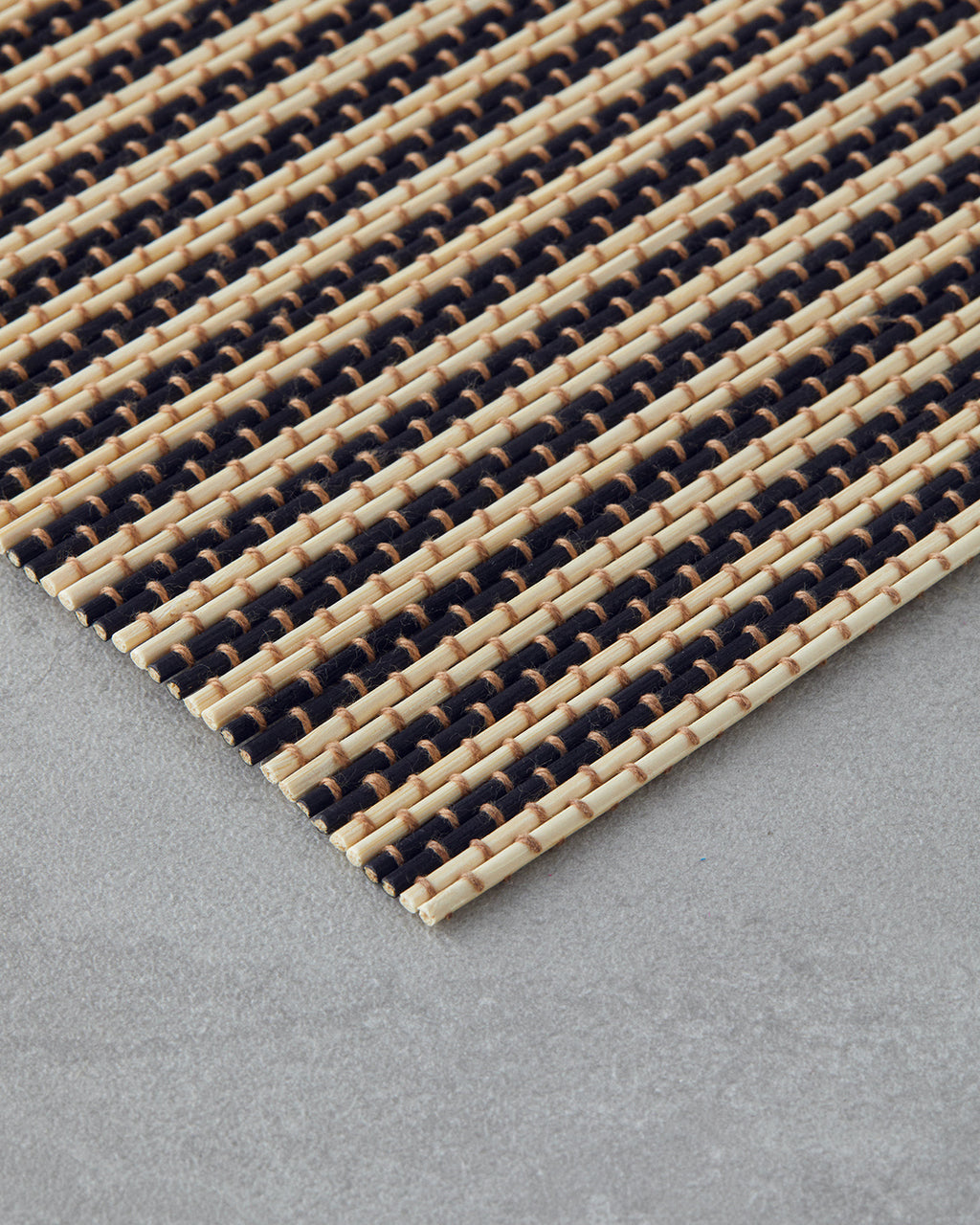 Serene Bamboo 4 pcs Table Mat 30x45 cm Black-Cream (view 2)