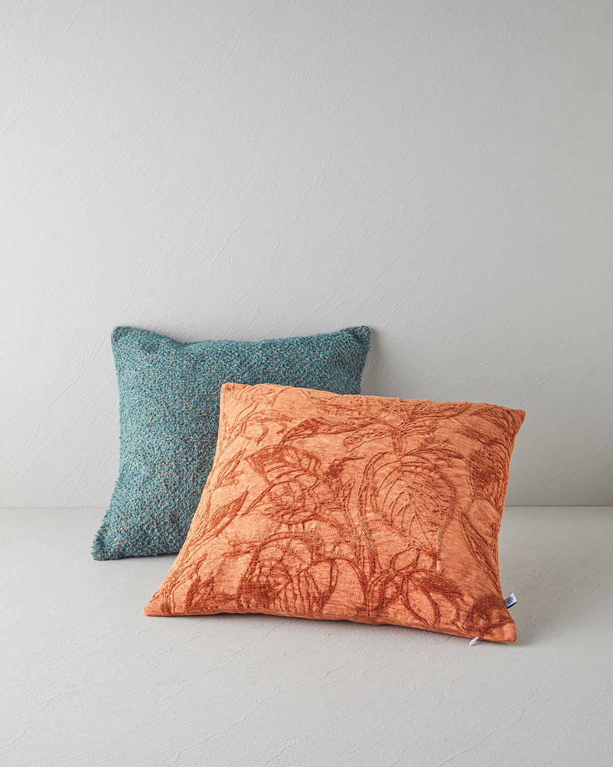 Toss Pillow Cover 45x45 cm Brick (view 3)