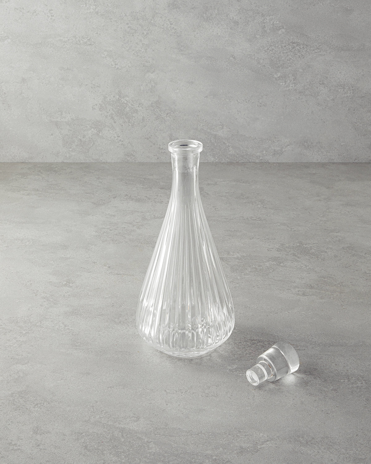 Serene Glass Decanter 1150 ml Transparent (view 2)