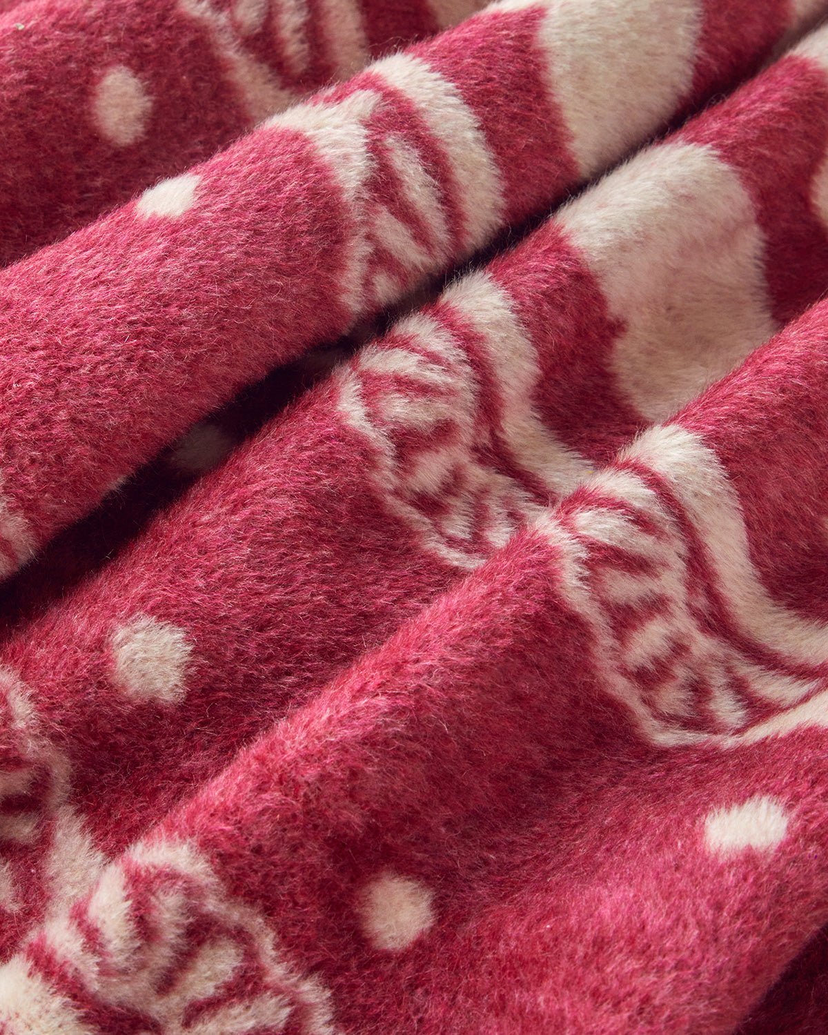 Romantic Memories Acrylic TV Blanket 130x170 cm Cherry (view 3)