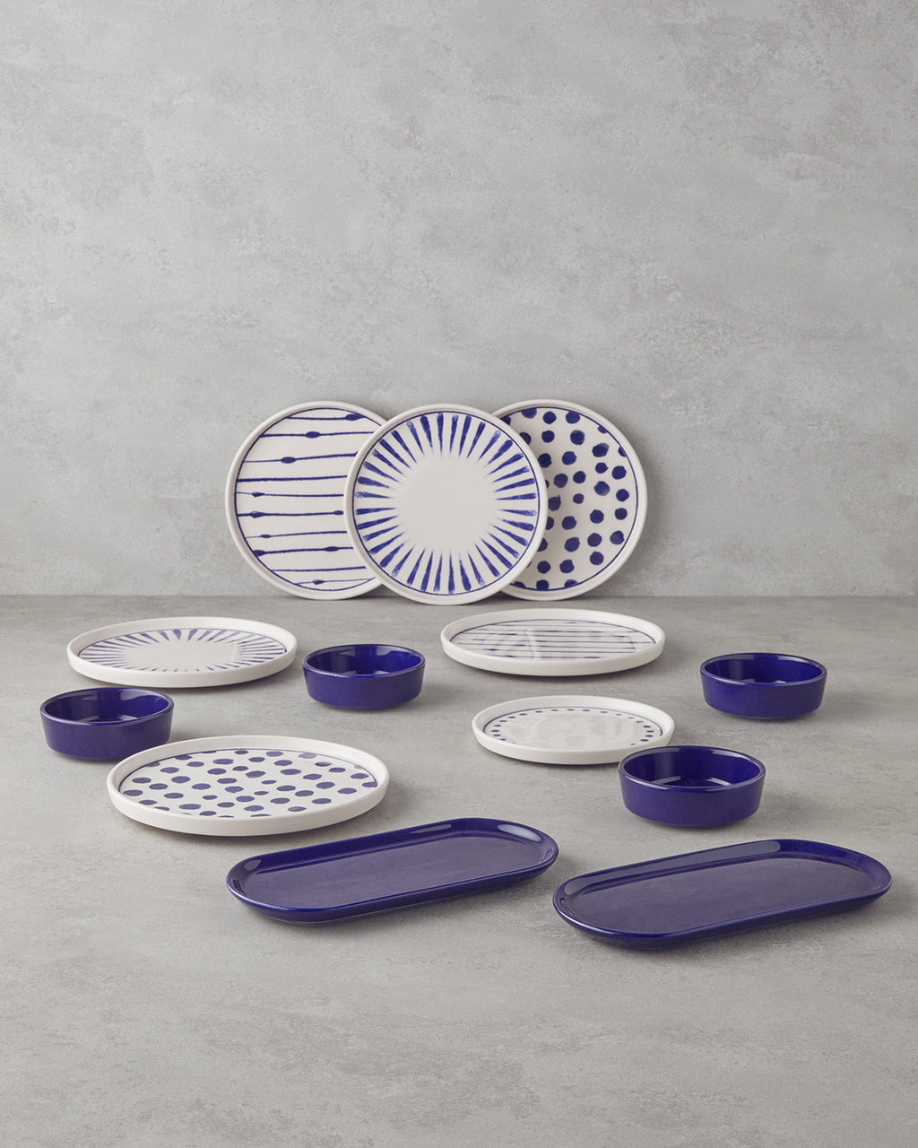 Cosmos Ceramic Breakfast Set 14 Pieces 6 Servings Navy Blue (view 4)