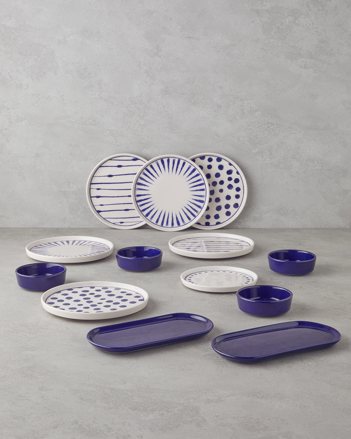 Cosmos Ceramic Breakfast Set 14 Pieces 6 Servings Navy Blue (view 4)