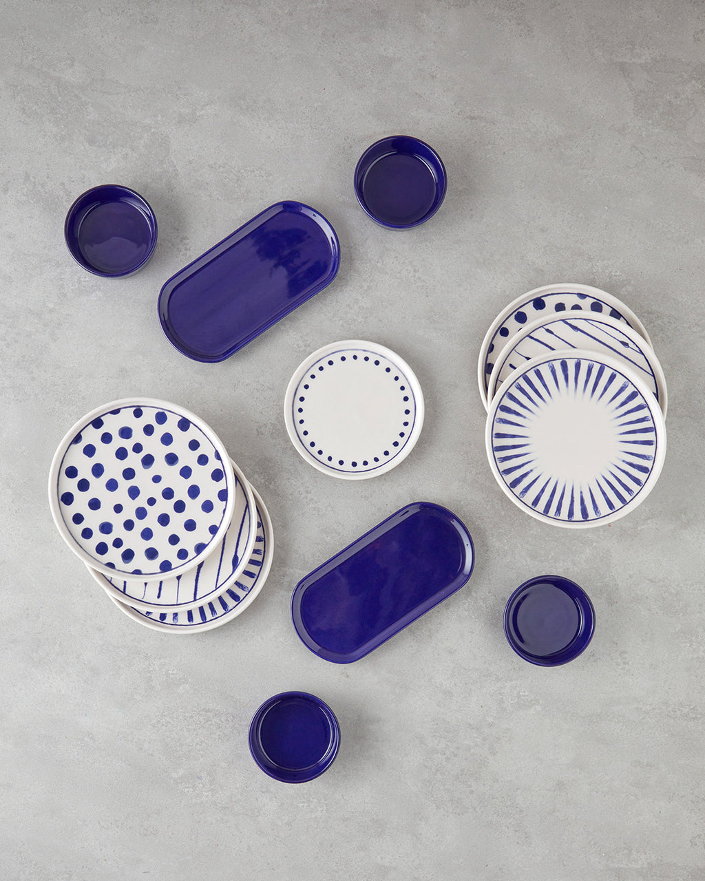 Cosmos Ceramic Breakfast Set 14 Pieces 6 Servings Navy Blue (view 5)