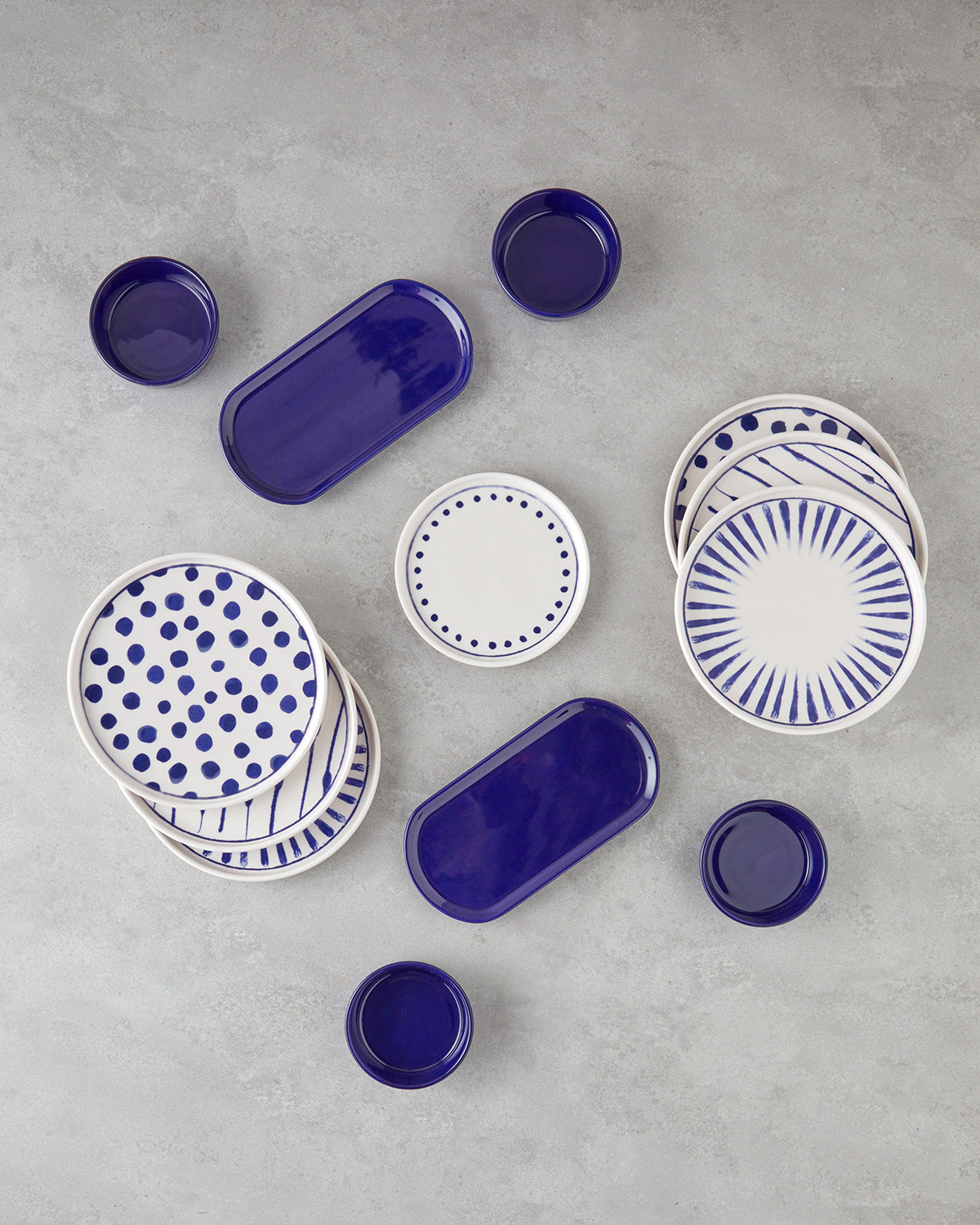 Cosmos Ceramic Breakfast Set 14 Pieces 6 Servings Navy Blue (view 5)