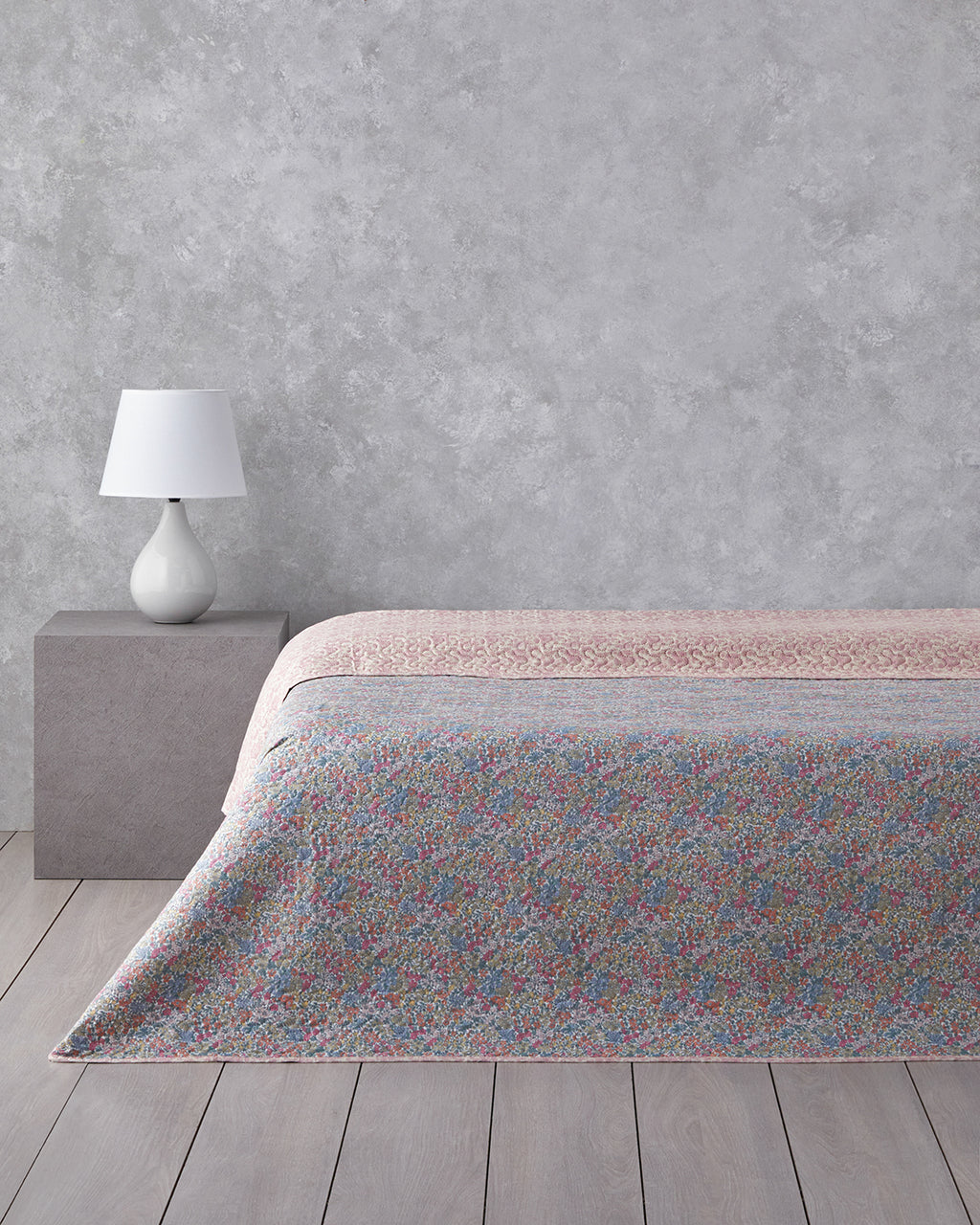 Floral Serenade Multi-Purpose Cover Pink - Single 160x220 cm