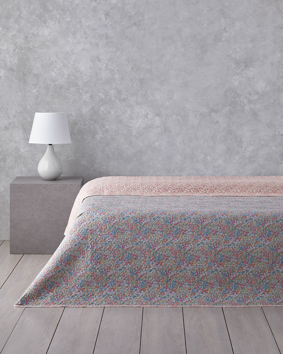 Floral Serenade Multi-Purpose Cover Pink - Single 160x220 cm