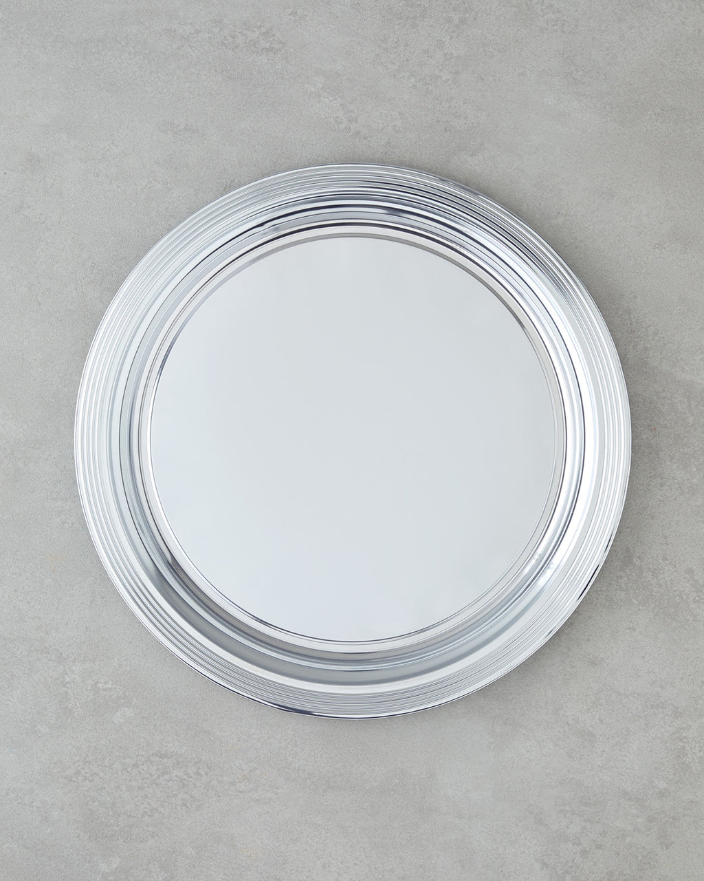 Glow Metal Tray 35 cm Silver