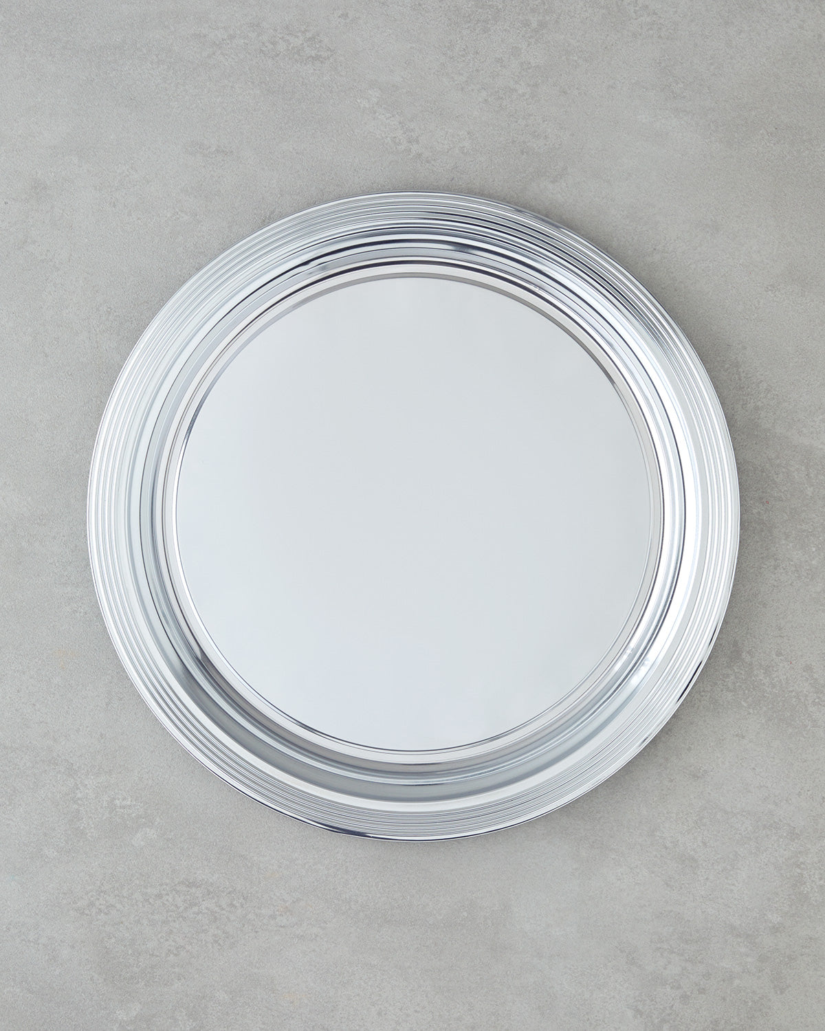 Glow Metal Tray 35 cm Silver