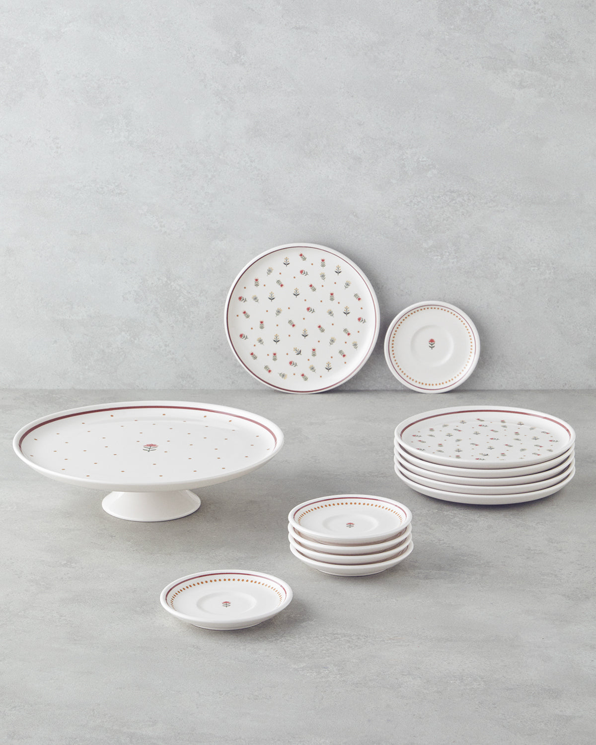 Retro Ceramic Cake Set 13 Pieces 6 Servings Colored