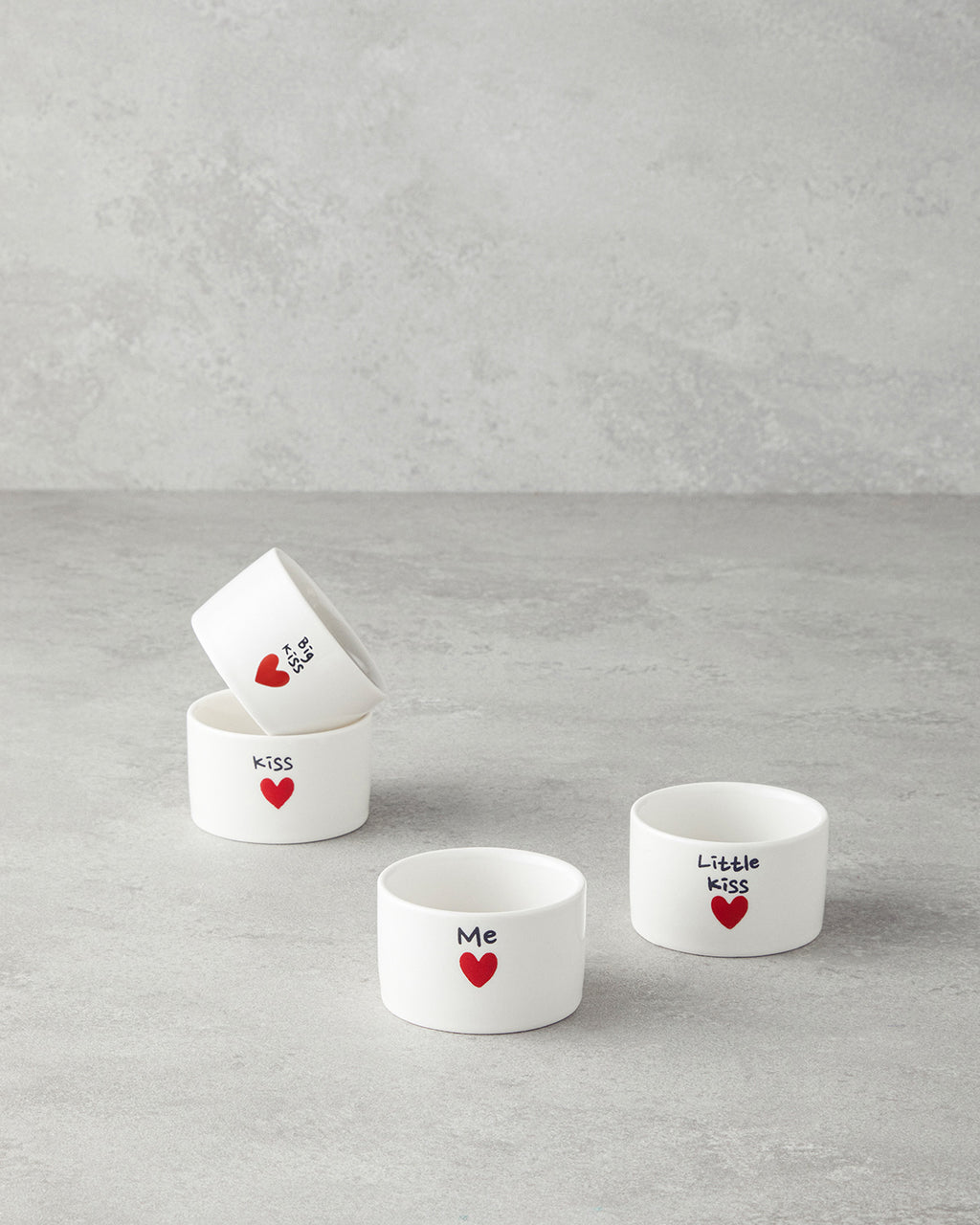 Lovely Stoneware 4 pcs Snack Bowl 6.5 cm Red
