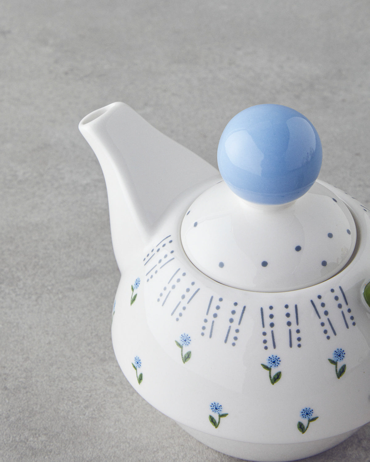 New Bone China Tea Pot 400 ml Blue (view 3)