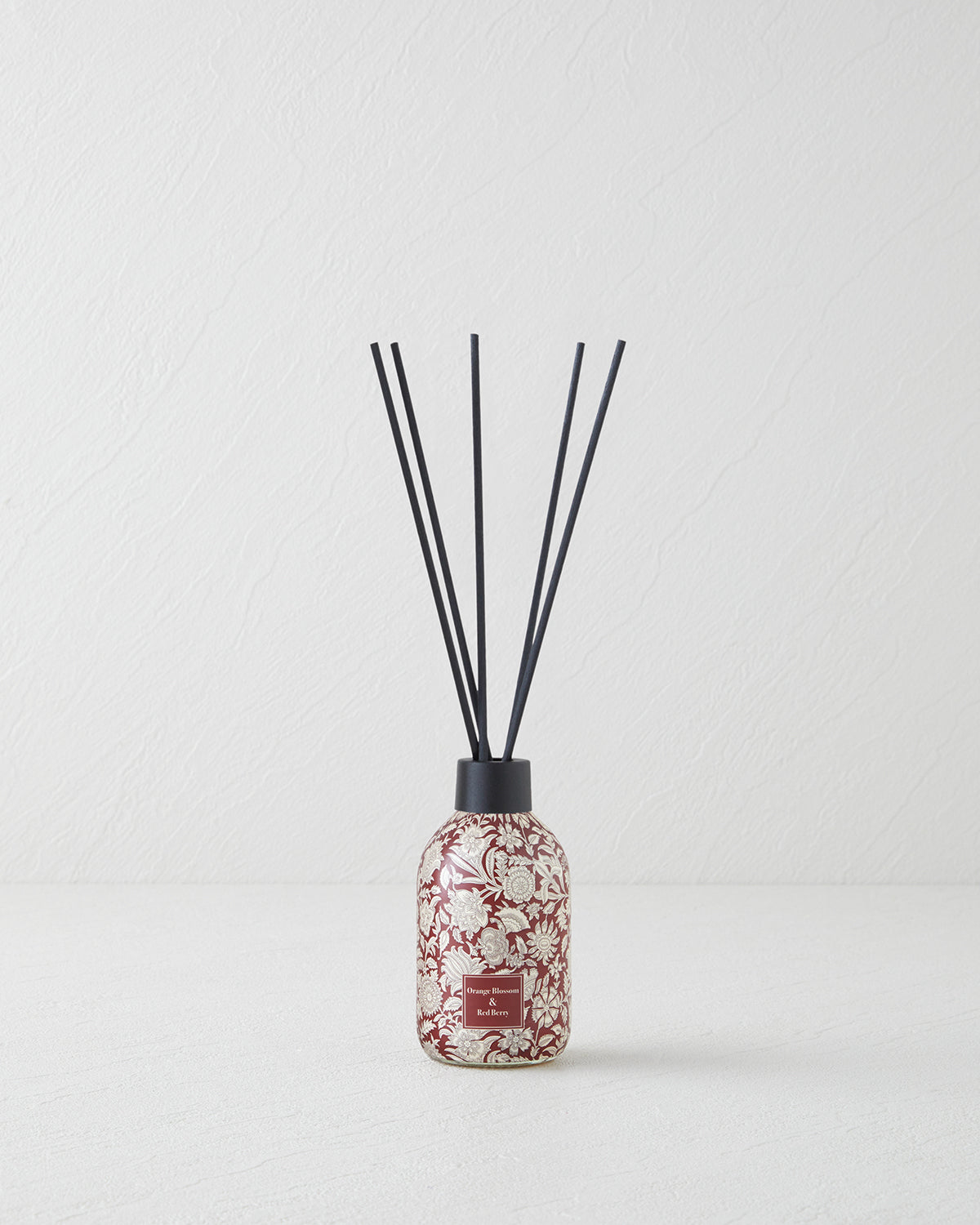 Orange Blossom & Red Berry Reed Diffuser 100 ml (view 2)