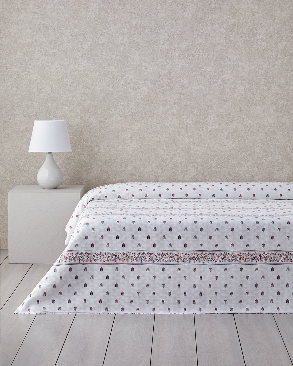 Floral Lines Printed Cotton Summer Blanket Powder (view 5)