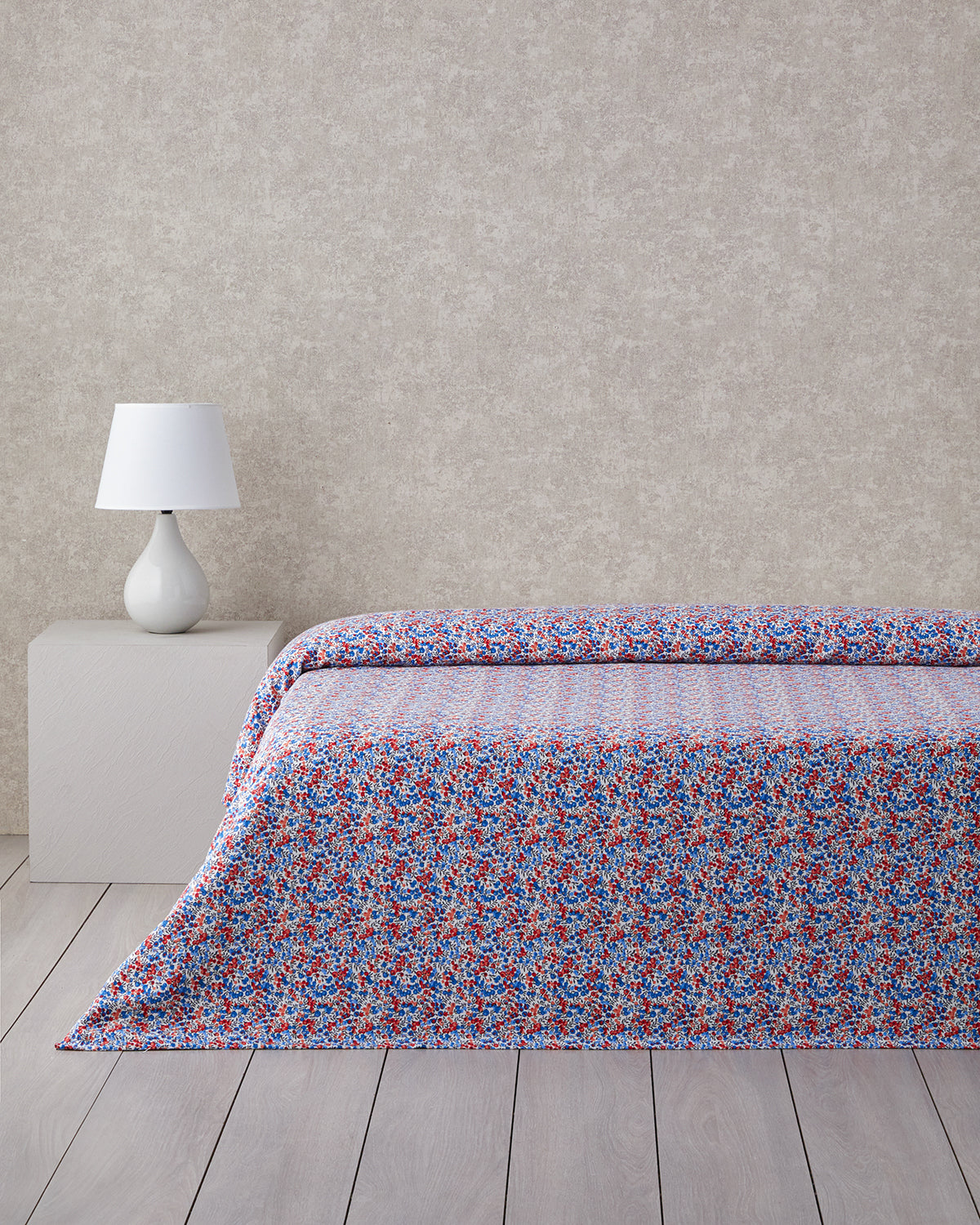 Flower Blast Printed Cotton Summer Blanket Blue (view 9)