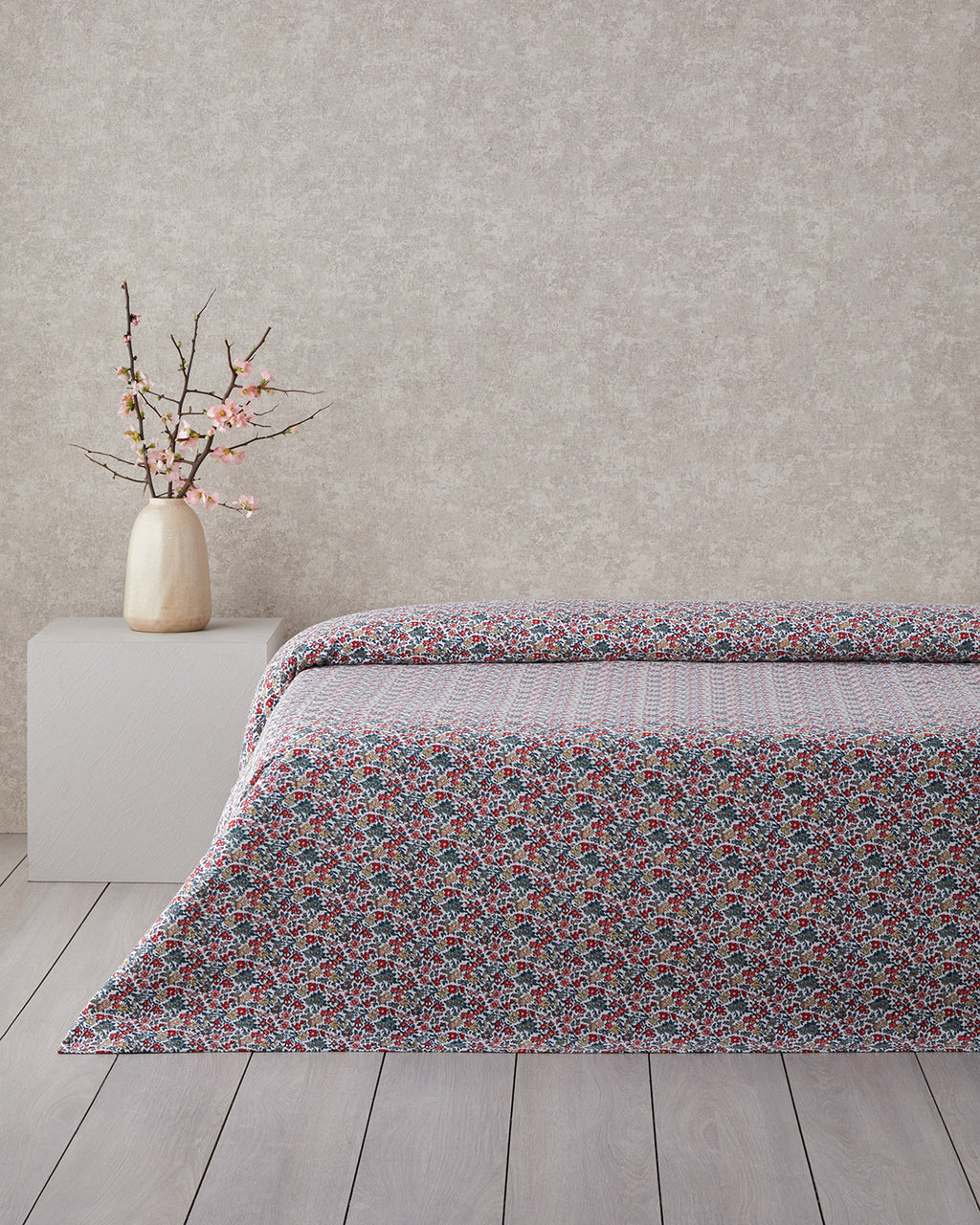 Posy Garden Printed Cotton Summer Blanket Red - Single 150x220 cm