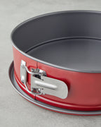 Carbon Steel Classical Springform Round Cake Mold 28x7.6 cm Red (view 4)